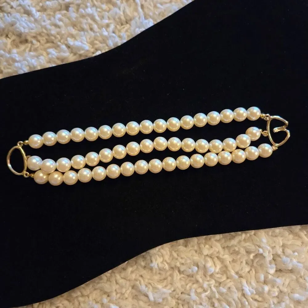 3 strand Pearl Bracelet Gold Clasp Ivory
